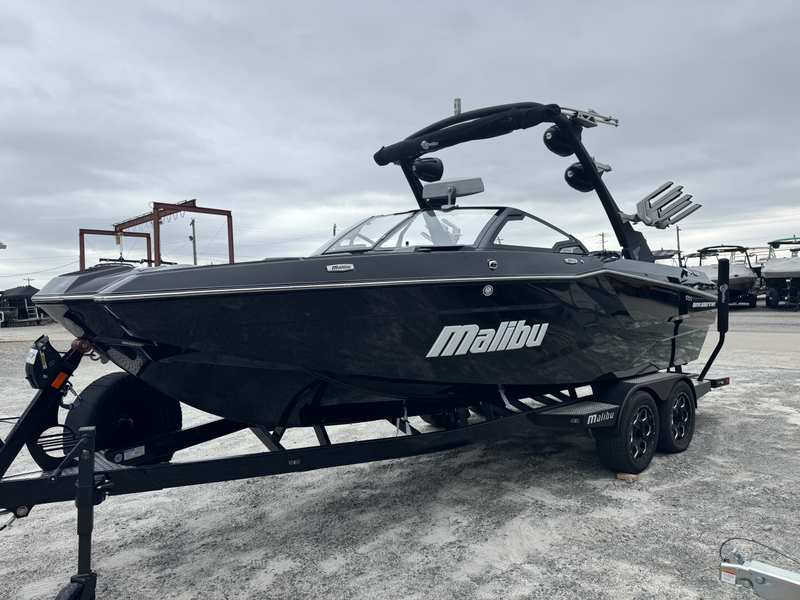 2025 Malibu Wakesetter 22 MXZ