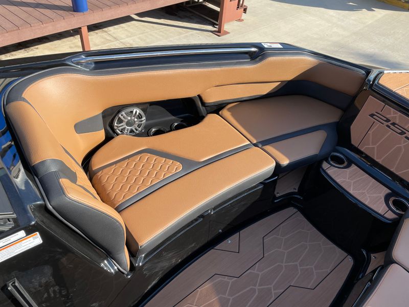 Boat Image 34