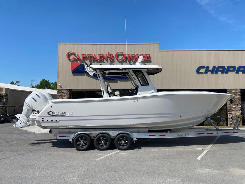 2026 Robalo 300 CC