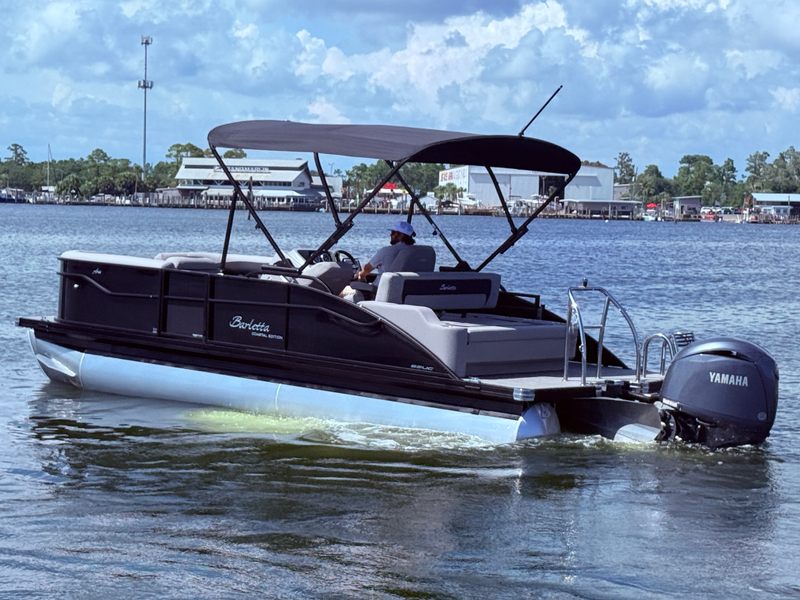 Boat Image 9