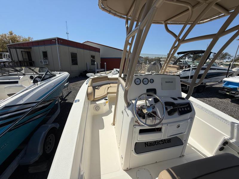 Boat Image 13