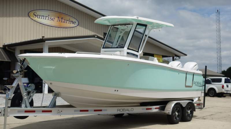 2025 Robalo 250 CC