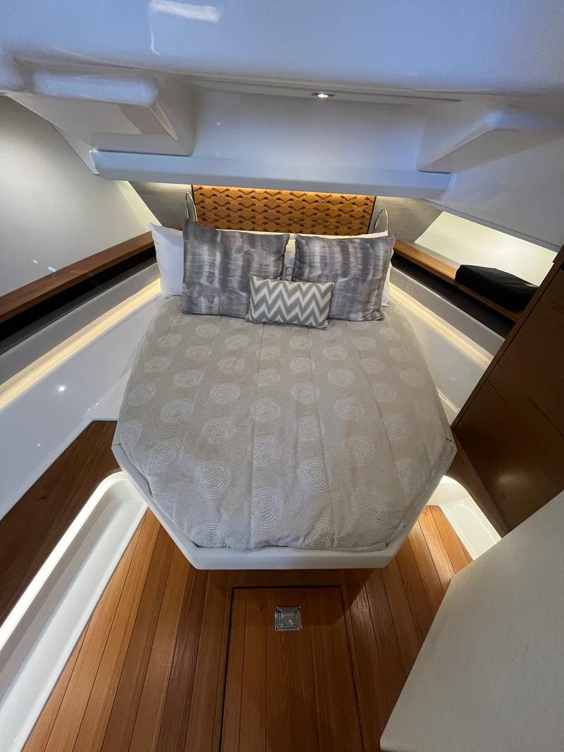 Boat Image 25