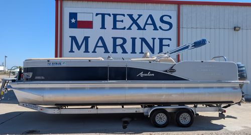 2014 Avalon CAT RL 24T