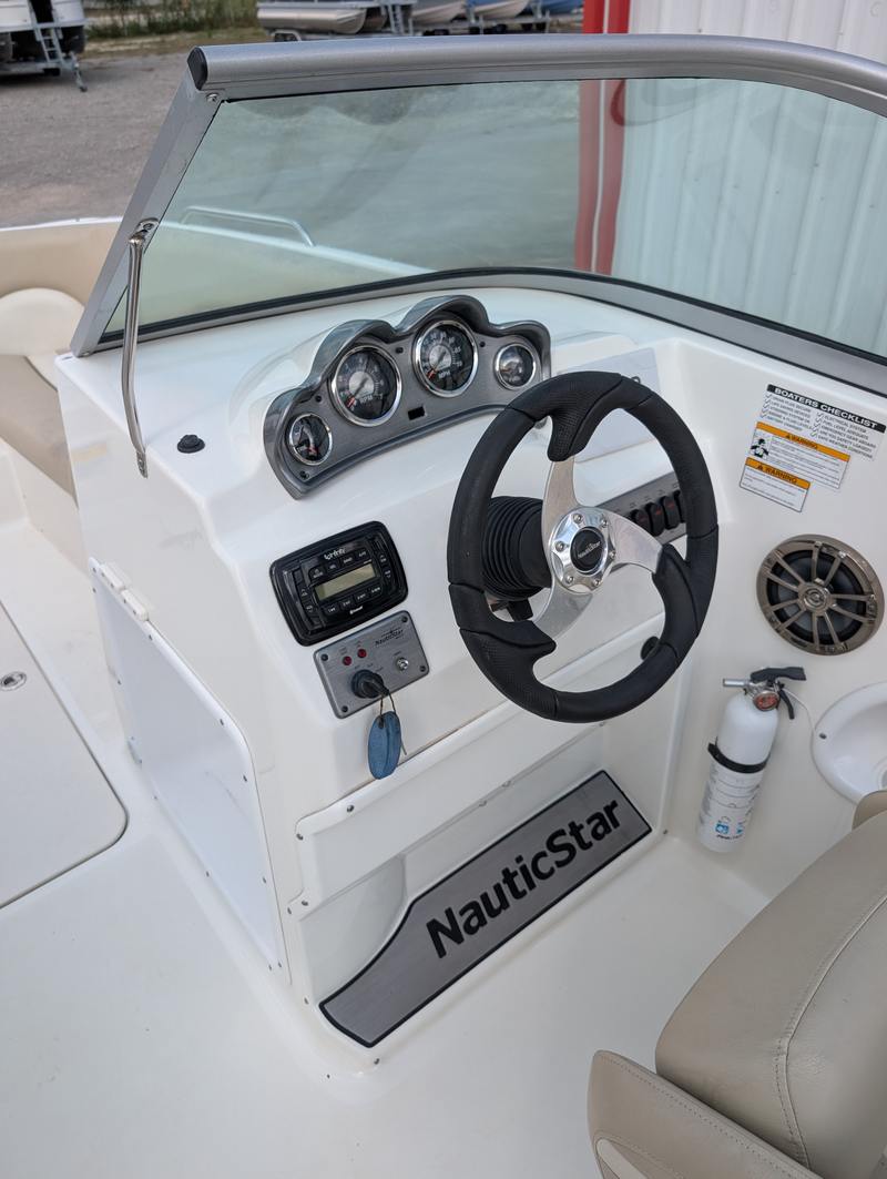 Boat Image 24
