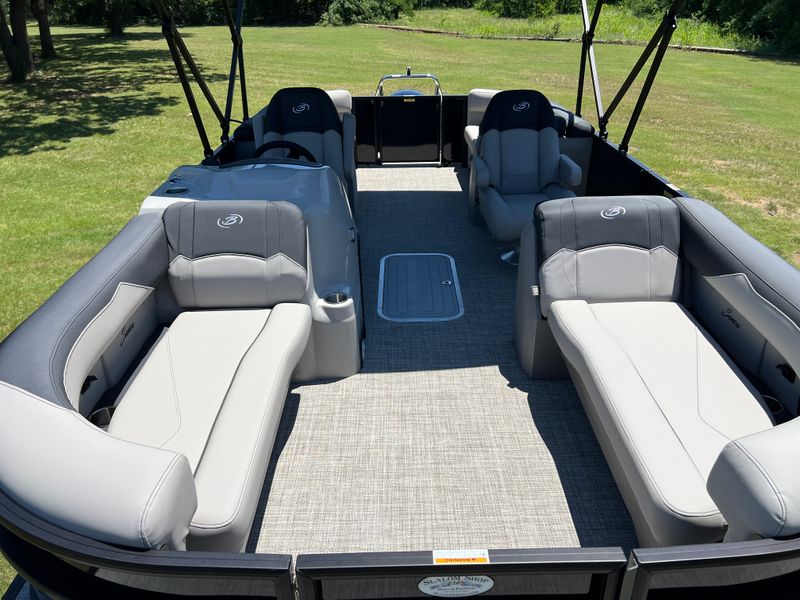 Boat Image 11