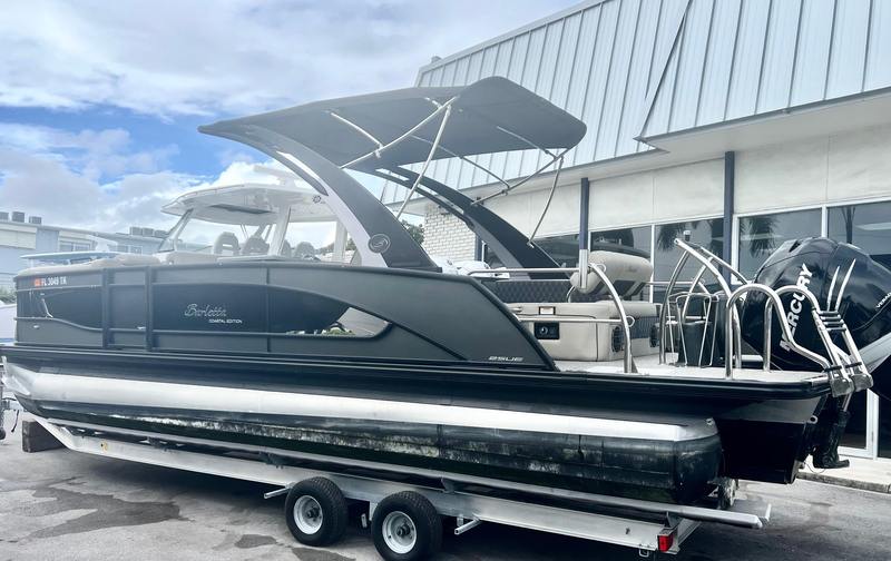 2022 Barletta Lusso L25UEA