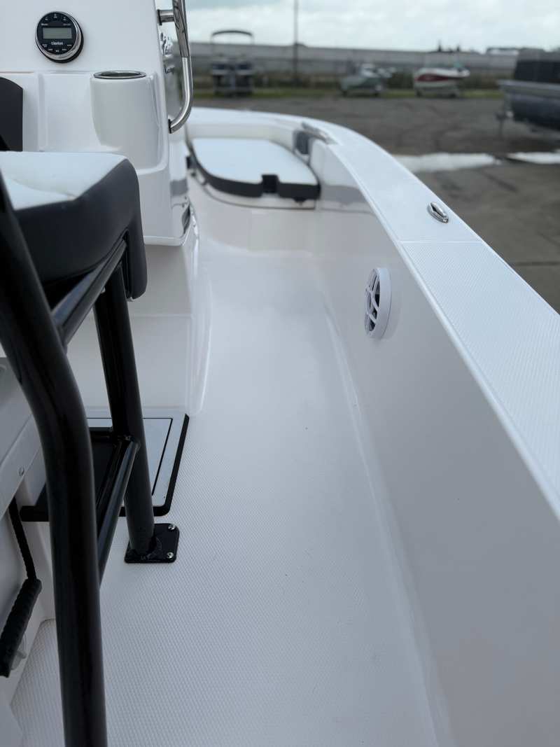 Boat Image 36